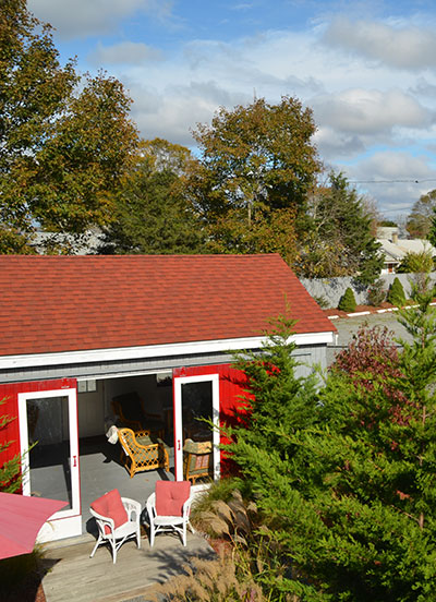 Red Horse Inn Barn